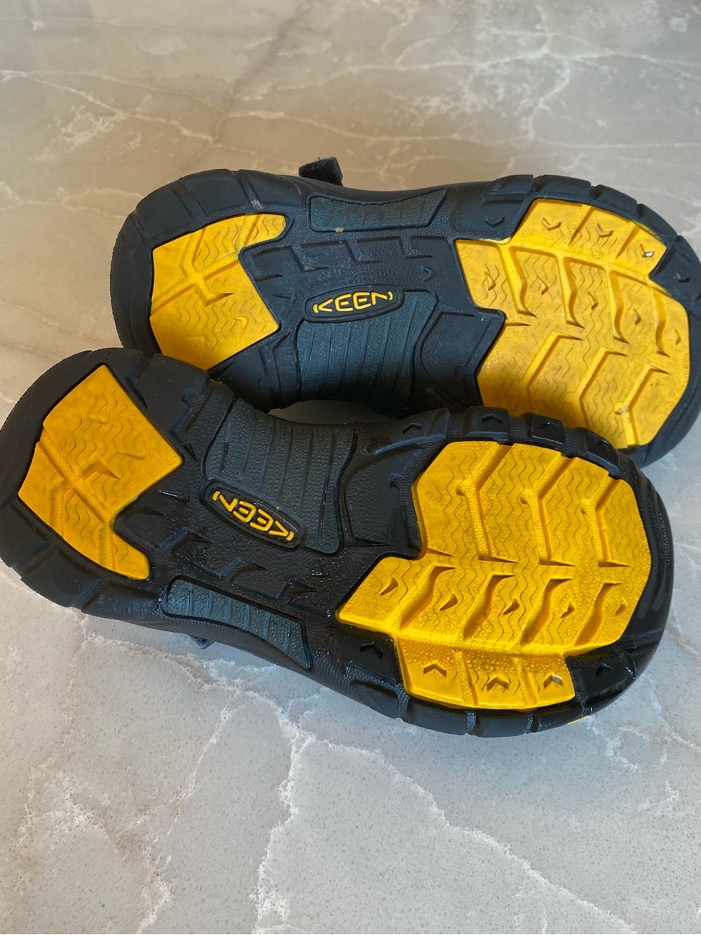 Keen Little Kids Newport H2 Navy & Black ClosedToe Adventure Waterproof Sandals - Picture 4 of 5